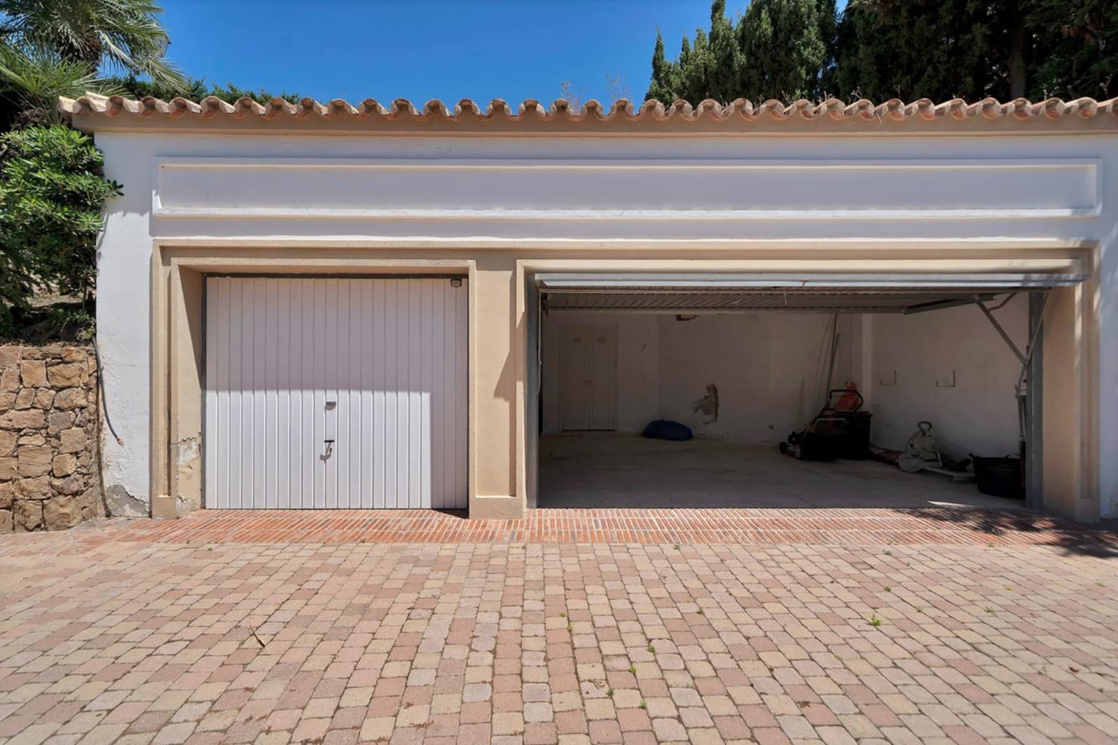 6 soverom Villa til salgs i Marbella med svømmebasseng garasje - € 2 800 000 (Ref: 10148156)