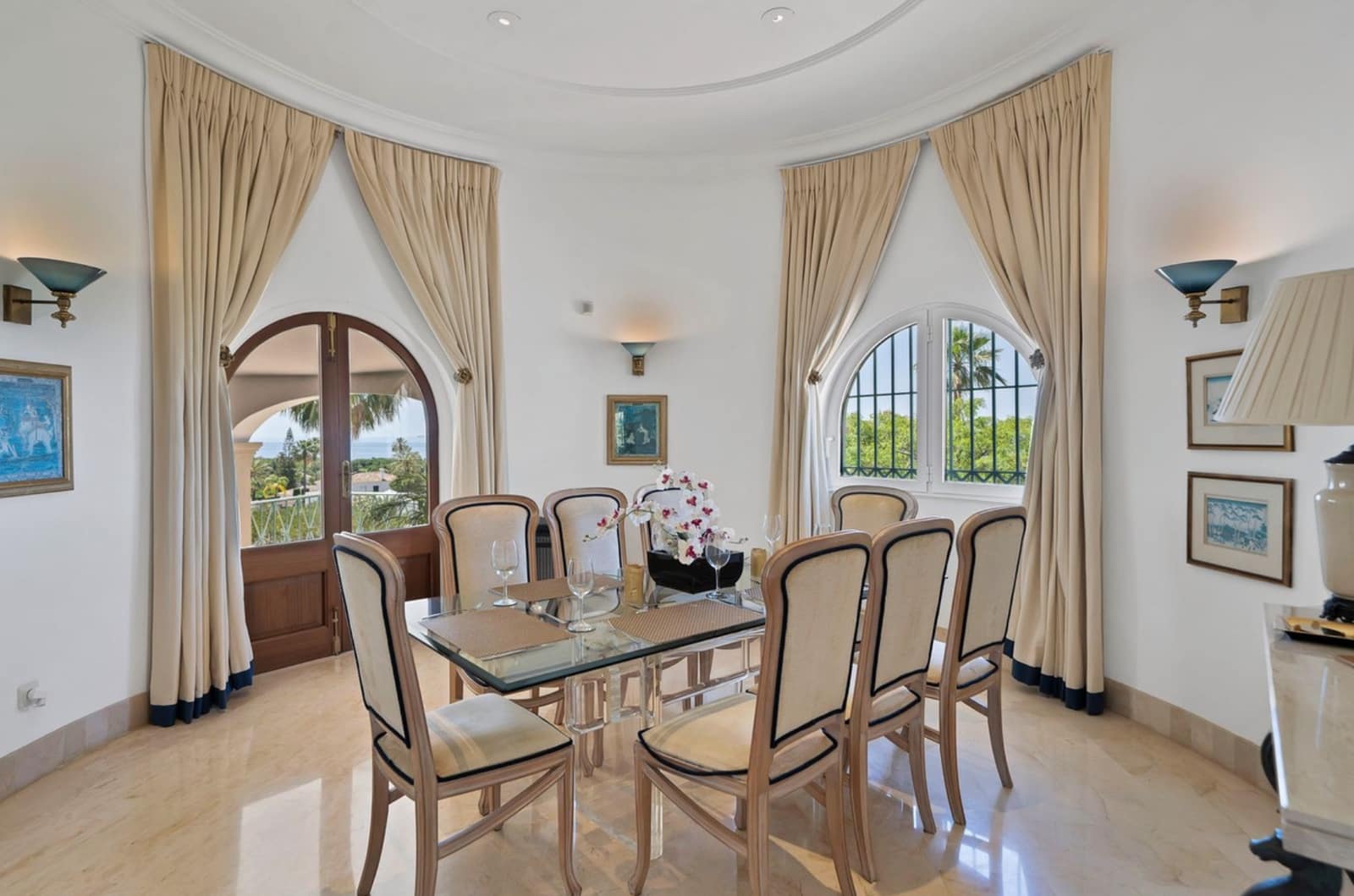 6 soverom Villa til salgs i Marbella med svømmebasseng garasje - € 2 800 000 (Ref: 10148156)