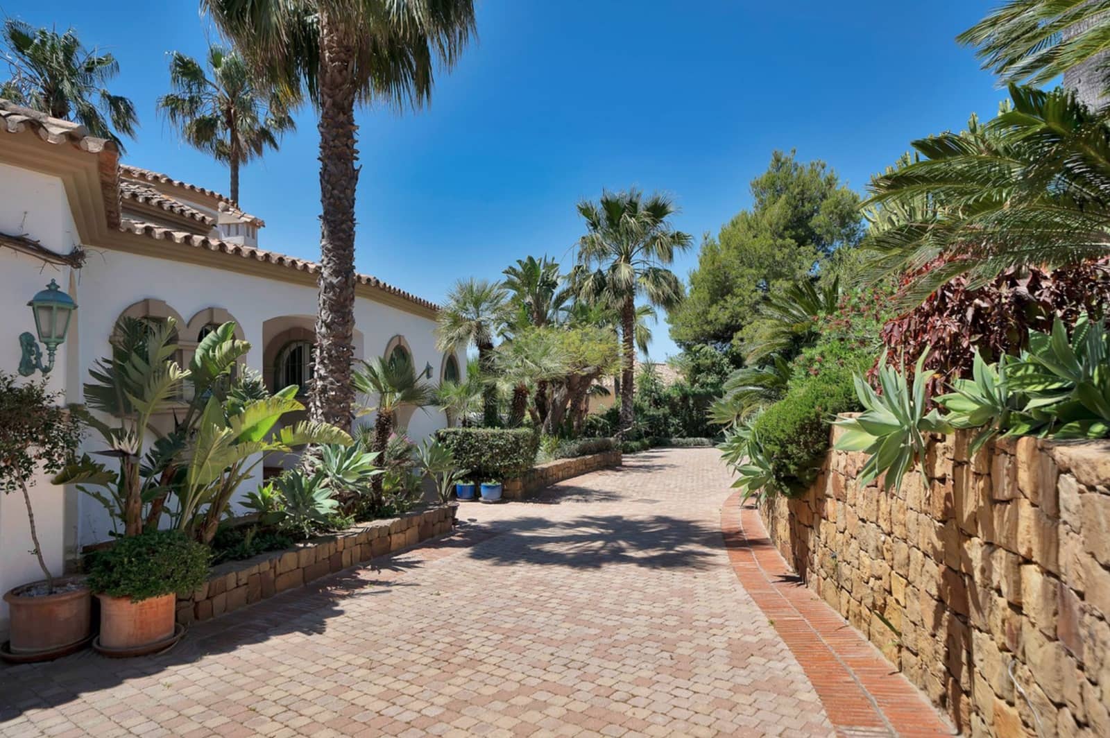 6 soverom Villa til salgs i Marbella med svømmebasseng garasje - € 2 800 000 (Ref: 10148156)