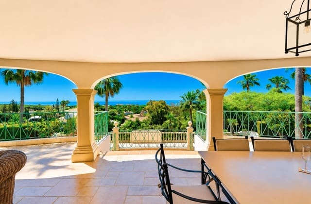 6 sypialnia Willa na sprzedaż w Hacienda Las Chapas, Marbella z basenem garażem - 2 800 000 € (Ref: 10148156)