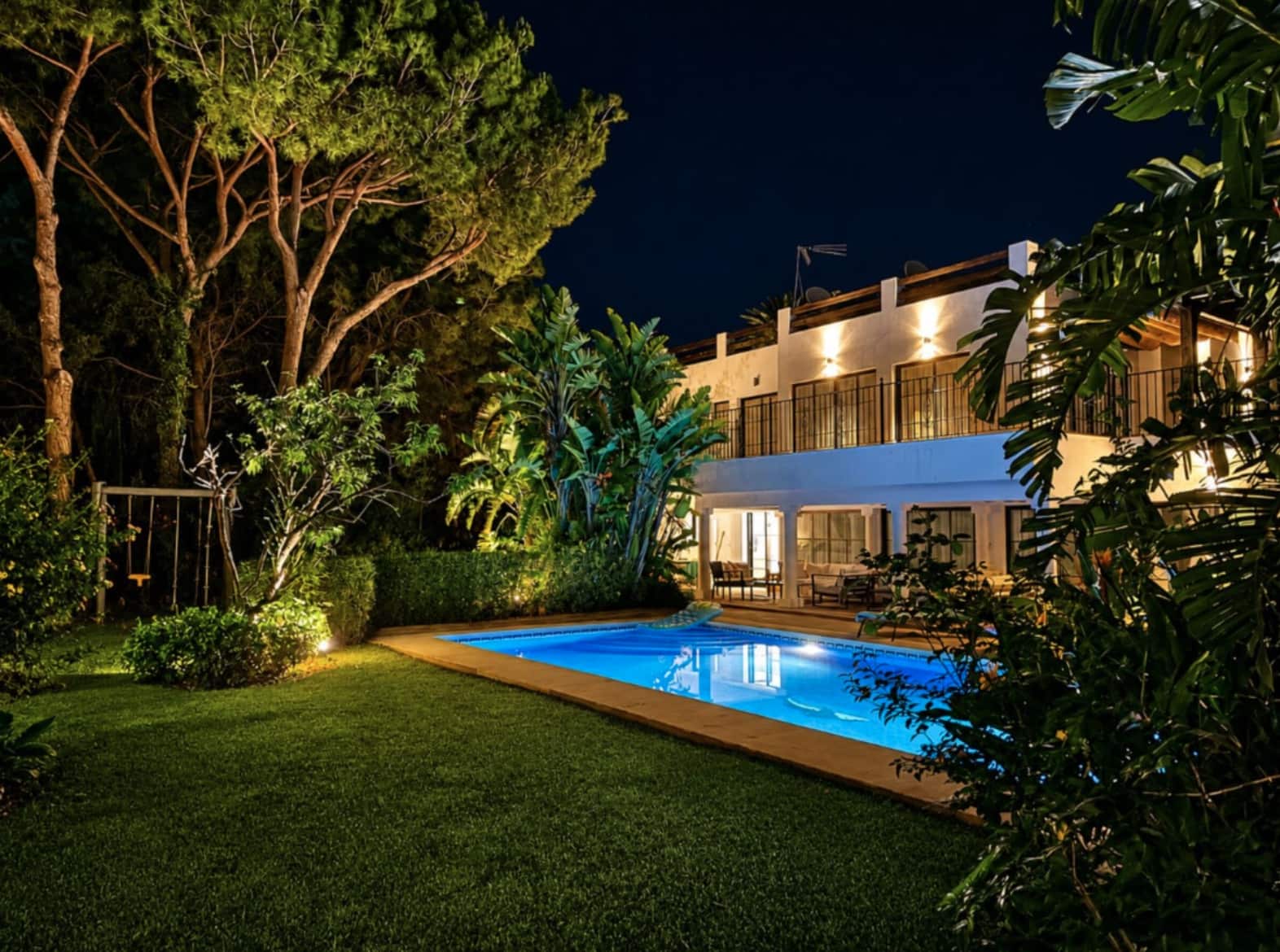 Chalet de 6 habitaciones en Marbella en venta con piscina garaje - 3.500.000 € (Ref: 10149305)