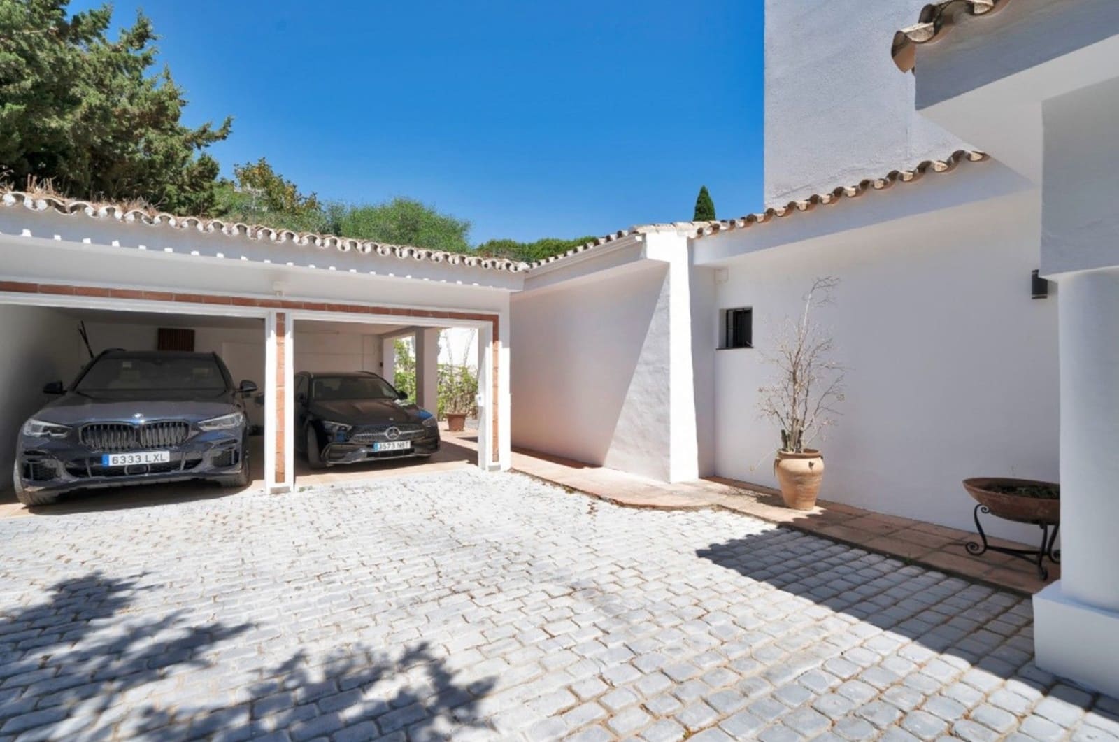 Chalet de 6 habitaciones en Marbella en venta con piscina garaje - 3.500.000 € (Ref: 10149305)
