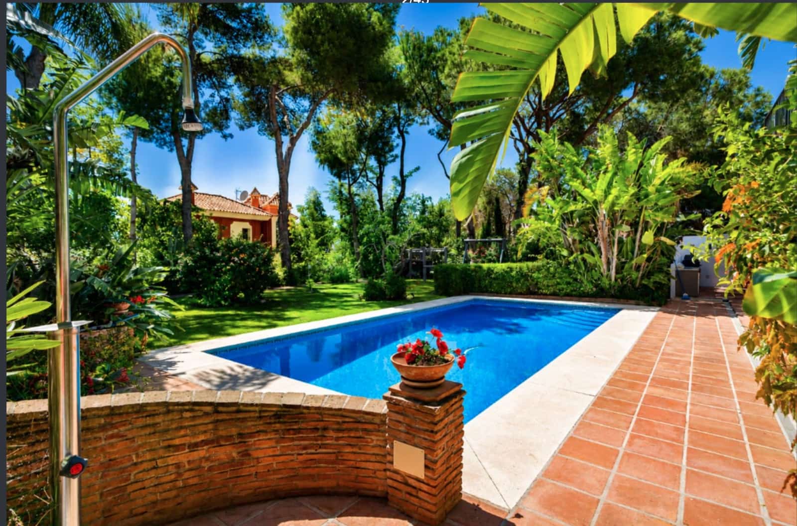 Chalet de 6 habitaciones en Marbella en venta con piscina garaje - 3.500.000 € (Ref: 10149305)