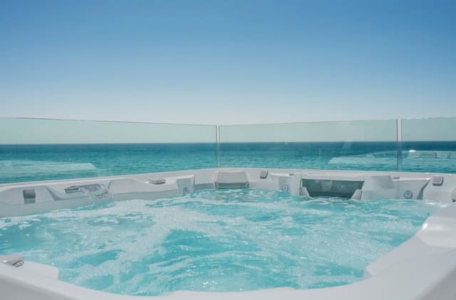 6 sypialnia Willa na sprzedaż w Costabella, Marbella z basenem garażem - 6 000 000 € (Ref: 10149306)