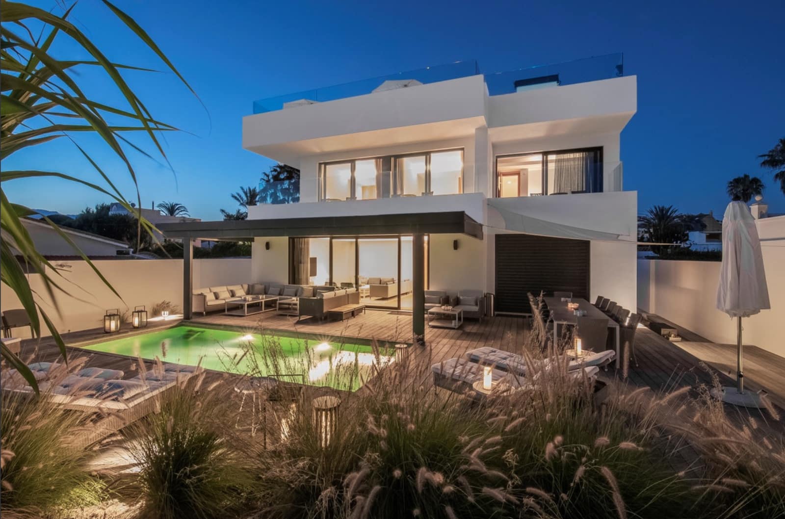 6 bedroom Villa for sale in Costabella with pool garage - € 6,000,000 (Ref: 10149306)