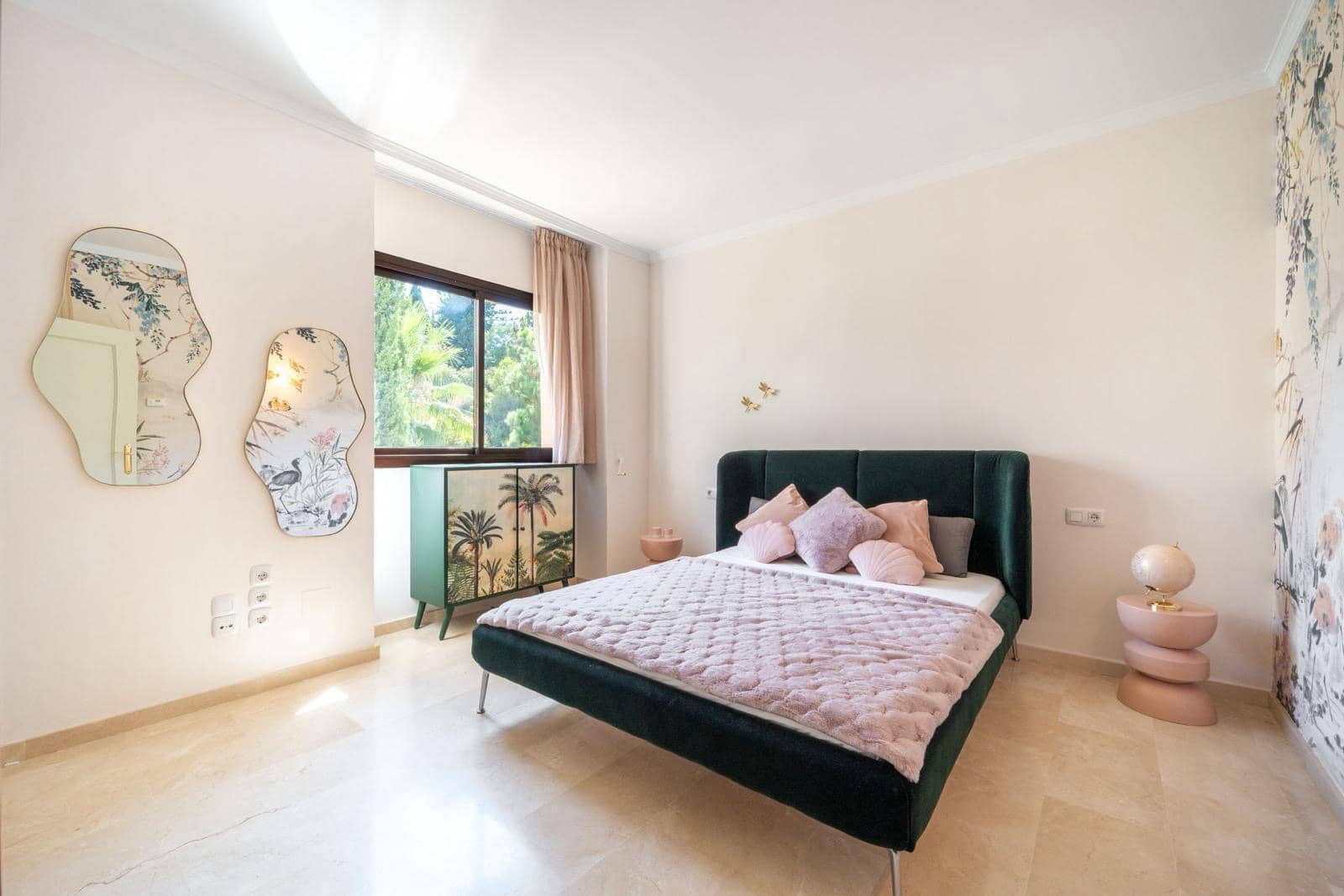 3 quarto Apartamento para arrendar em Marbella com piscina garagem - 3 300 € (Ref: 10173080)