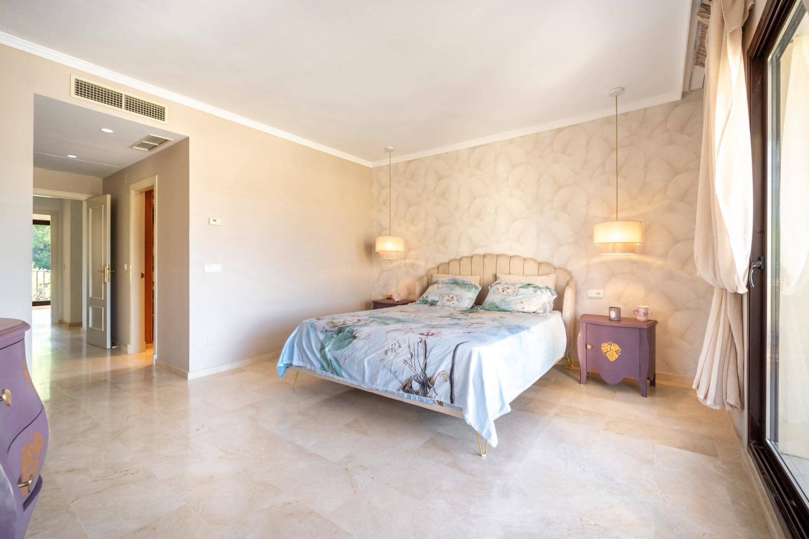 3 quarto Apartamento para arrendar em Marbella com piscina garagem - 3 300 € (Ref: 10173080)