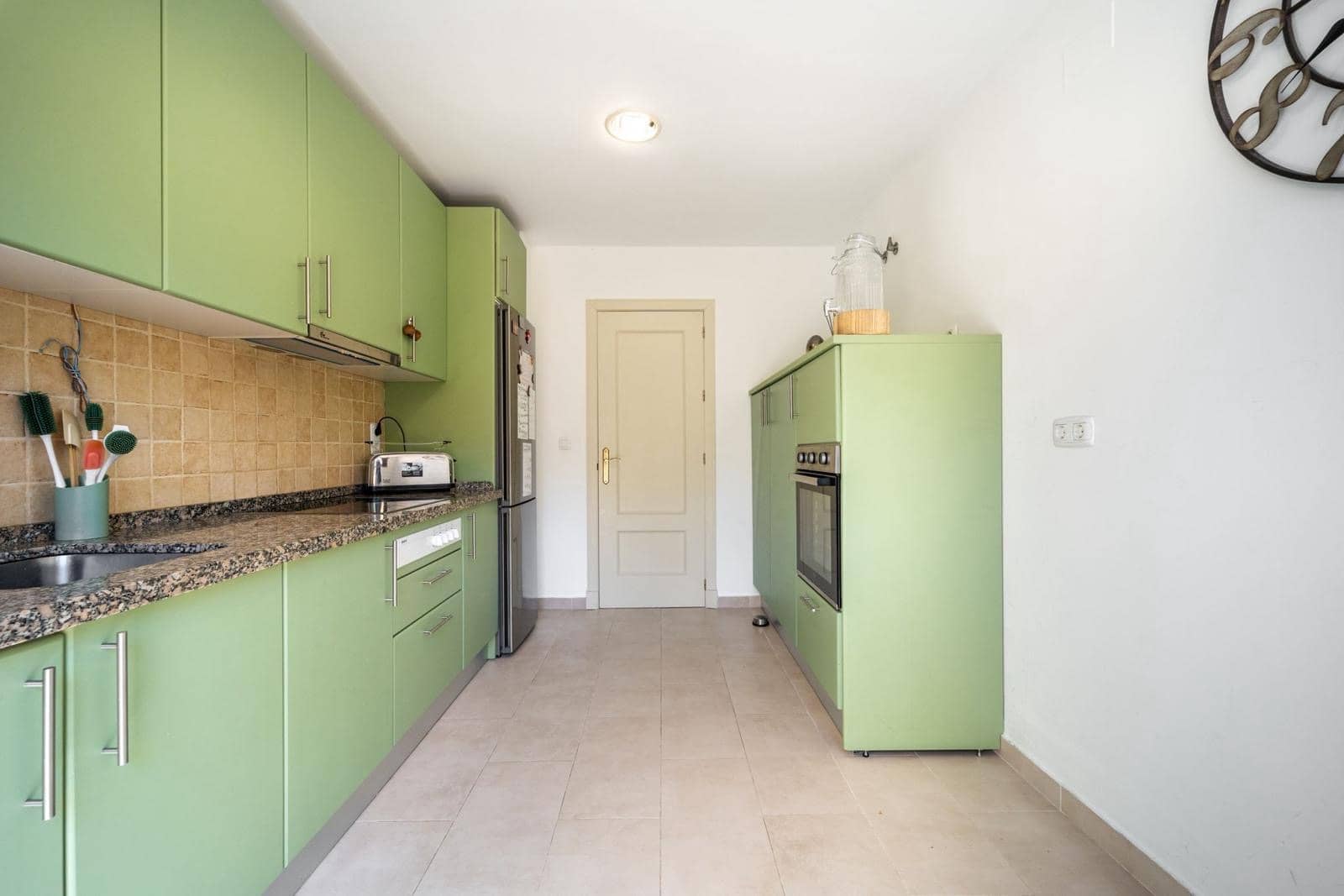 3 quarto Apartamento para arrendar em Marbella com piscina garagem - 3 300 € (Ref: 10173080)