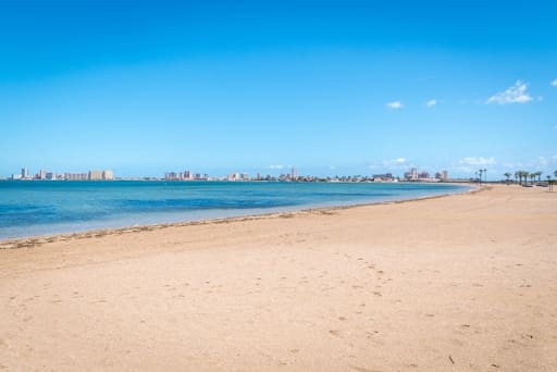 3 bedroom Villa for sale in Los Alcazares with pool - € 475,000 (Ref: 10160764)