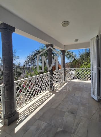 7 makuuhuone Huvila myytävänä paikassa Monte León, San Bartolomé de Tirajana mukana uima-altaan 
autotalli - 1 670 000 € (Ref: 10158527)