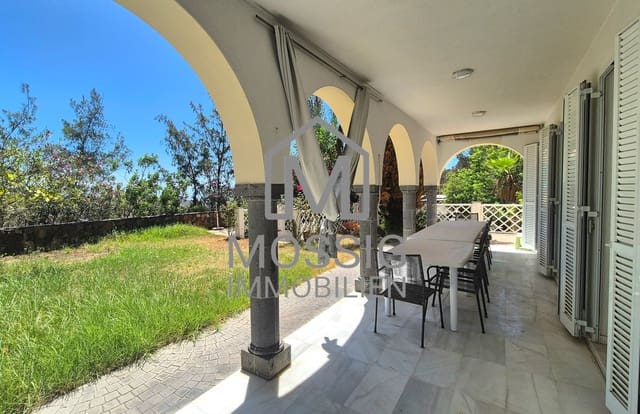 7 makuuhuone Huvila myytävänä paikassa Monte León, San Bartolomé de Tirajana mukana uima-altaan 
autotalli - 1 670 000 € (Ref: 10158527)