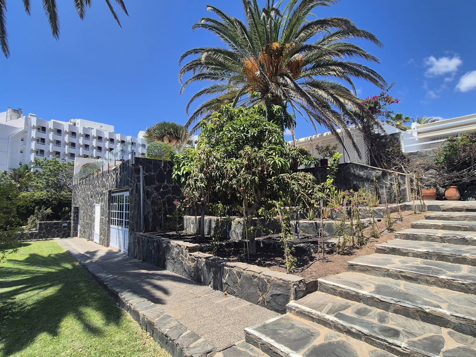 4 sovrum Strandlägenhet till salu i San Agustin med garage - 1 750 000 € (Ref: 10158529)