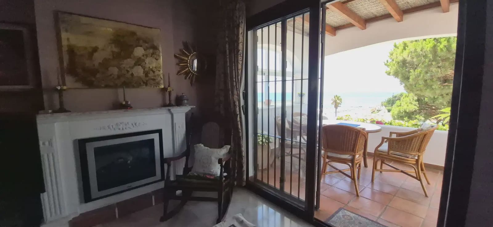 2 bedroom Beach Apartment for sale in Mijas with pool - € 478,000 (Ref: 10158189)