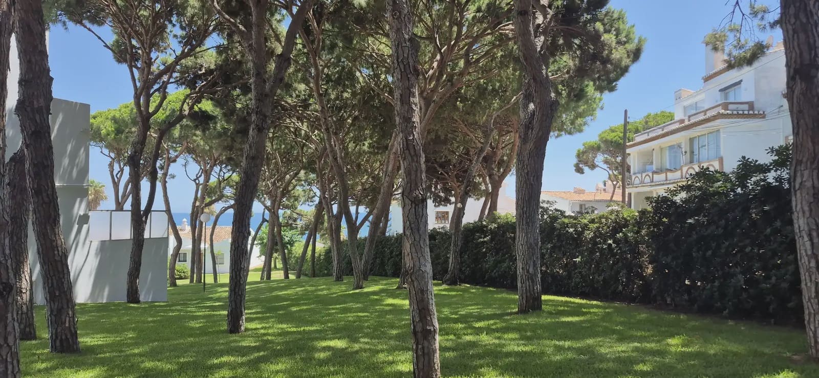 2 bedroom Beach Apartment for sale in Mijas with pool - € 478,000 (Ref: 10158189)