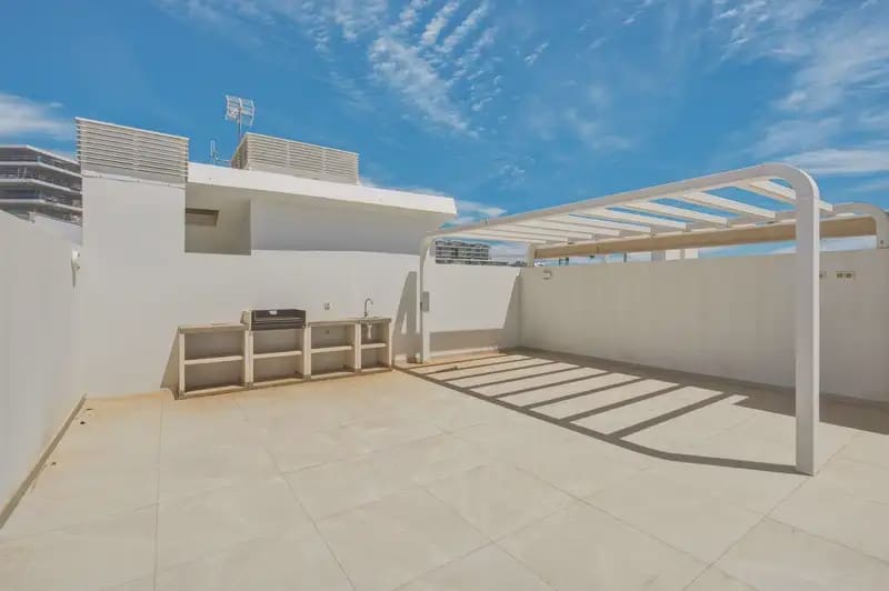 2 Zimmer Penthouse zu verkaufen in Fuengirola mit Pool Garage - 995.000 € (Ref: 10158190)