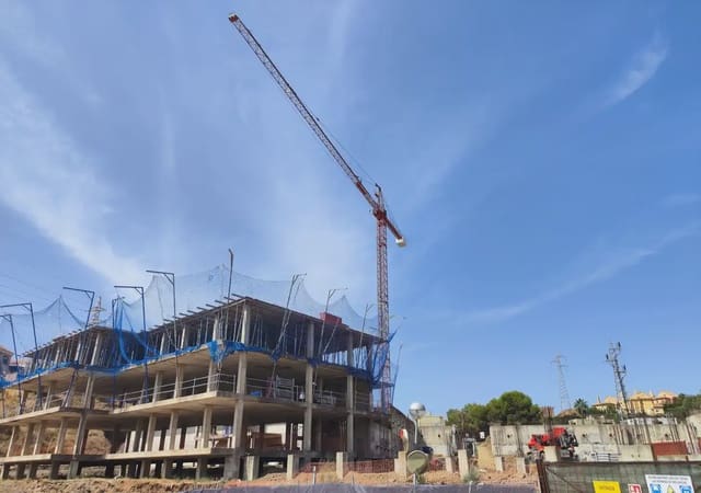2 quarto Apartamento para venda em Riviera del Sol, Mijas com piscina garagem - 345 000 € (Ref: 10158201)