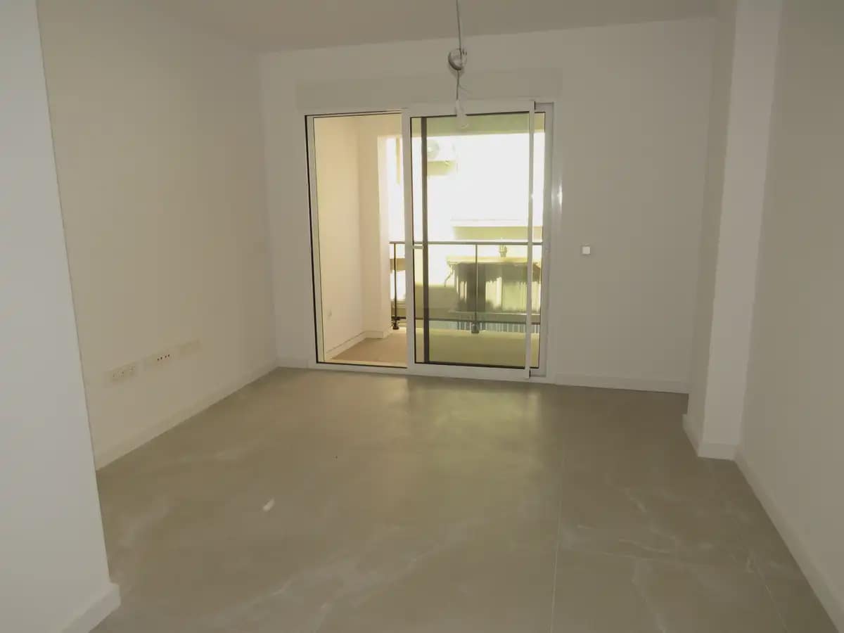 Apartamento de 2 habitaciones en Fuengirola en venta con piscina - 370.000 € (Ref: 10158223)