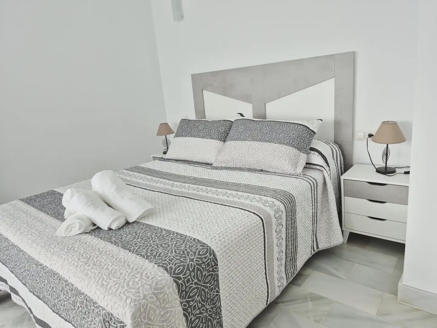 Ático de 3 habitaciones en Mijas en alquiler con piscina - 1.900 € (Ref: 10158236)