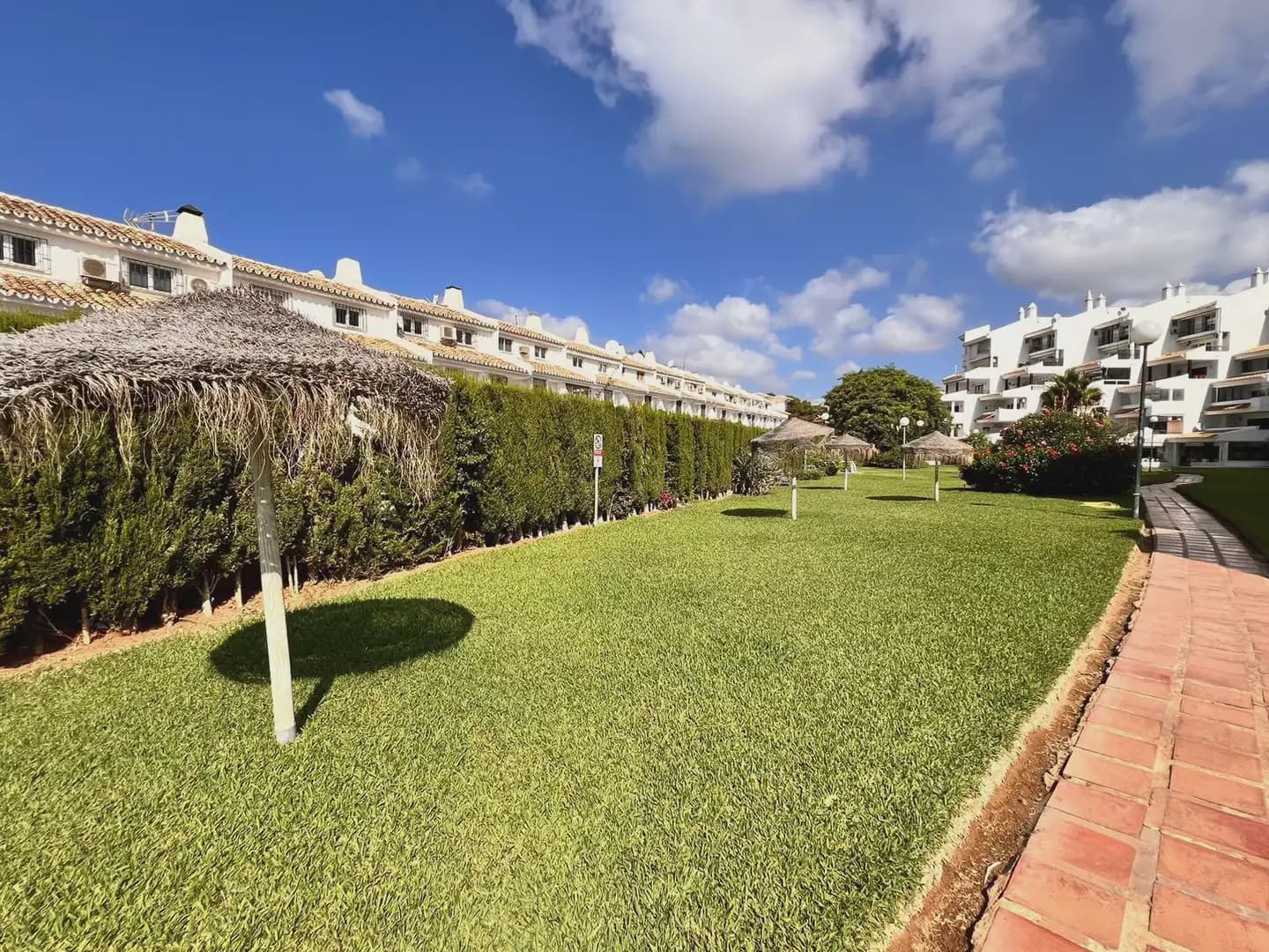 Ático de 3 habitaciones en Mijas en alquiler con piscina - 1.900 € (Ref: 10158236)
