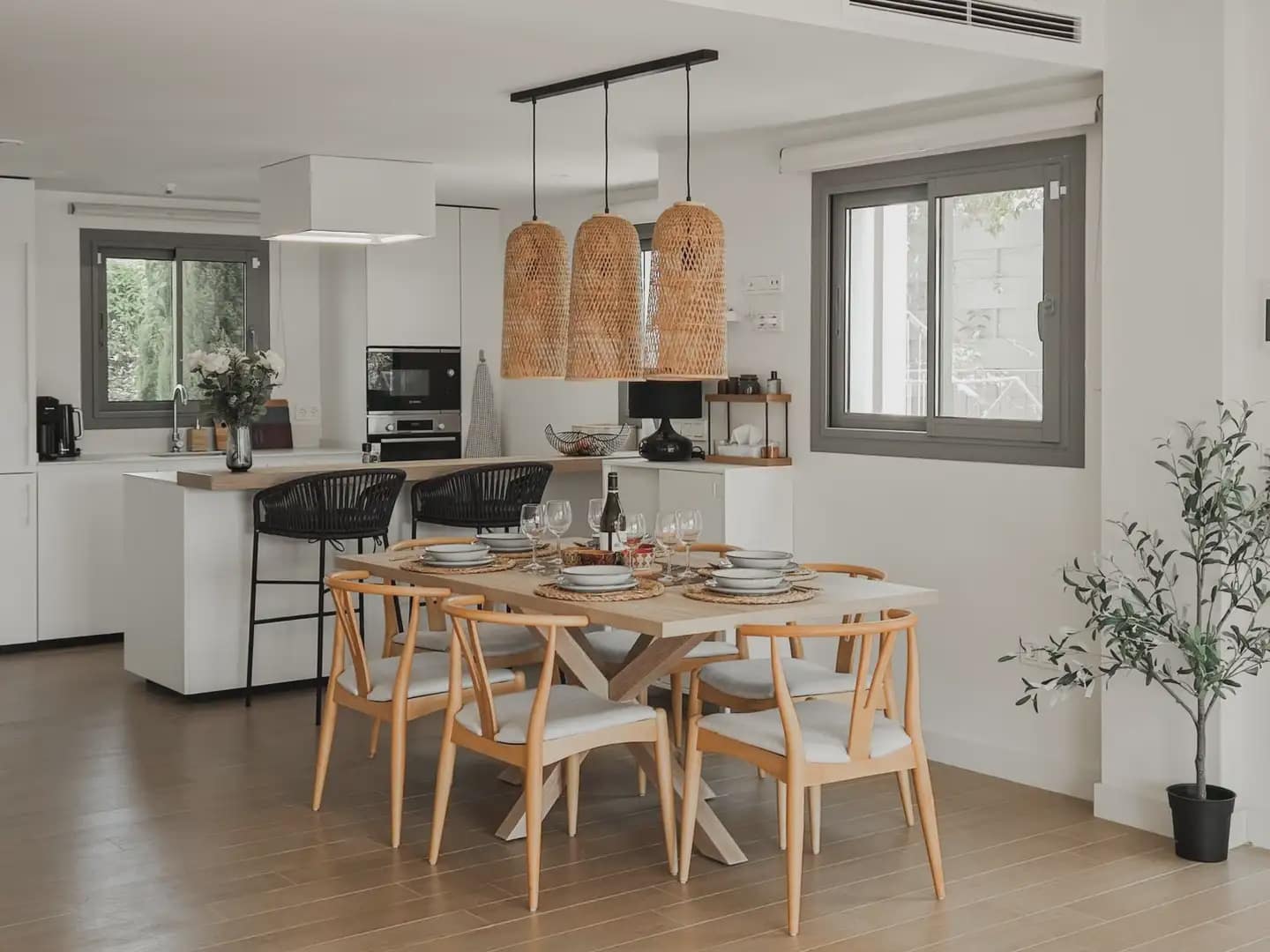 4 bedroom Flat for sale in Mijas with pool - € 850,000 (Ref: 10158240)