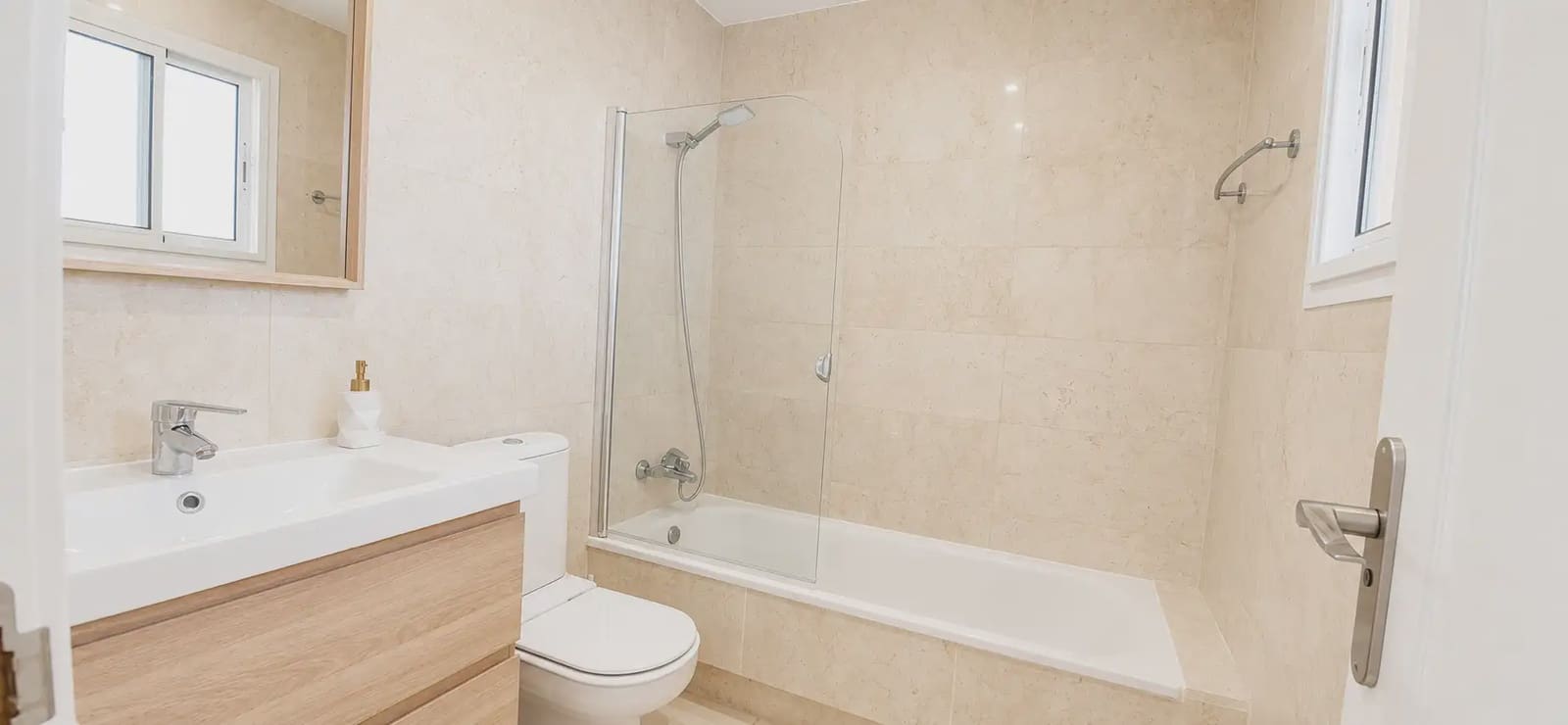 3 quarto Penthouse para arrendar em Mijas com piscina garagem - 1 800 € (Ref: 10158247)