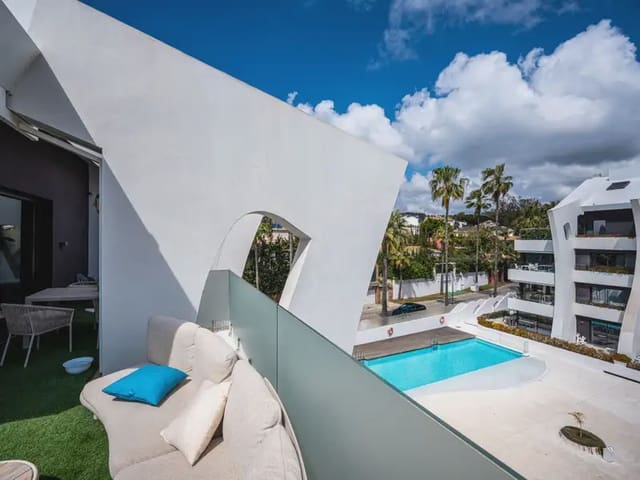 3 sovrum Takvåning till salu i Marbesa, Marbella med pool garage - 999 000 € (Ref: 10158254)