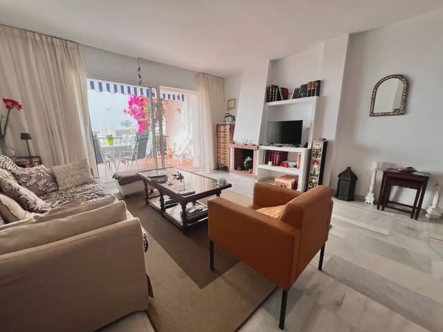 2 soveværelse Strandlejlighed til leje i Calahonda, Mijas med swimmingpool garage - € 1.500 (Ref: 10158259)