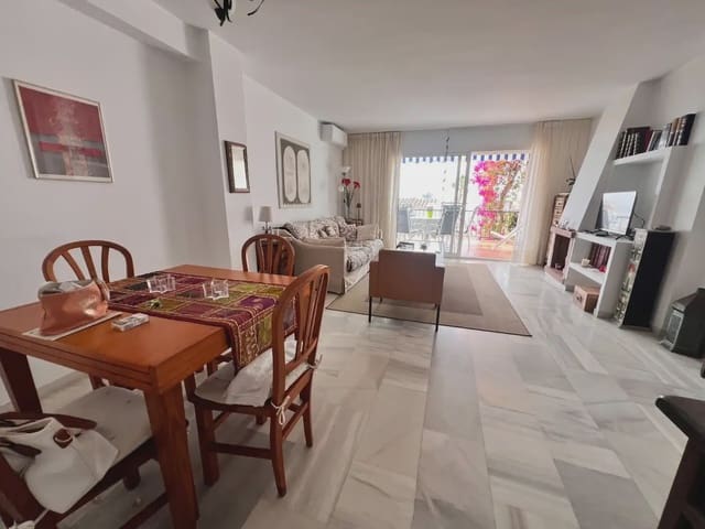 2 soveværelse Strandlejlighed til leje i Calahonda, Mijas med swimmingpool garage - € 1.500 (Ref: 10158259)