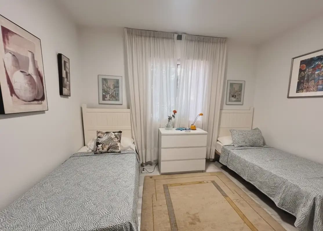 2 soveværelse Strandlejlighed til leje i Mijas med swimmingpool garage - € 1.500 (Ref: 10158259)