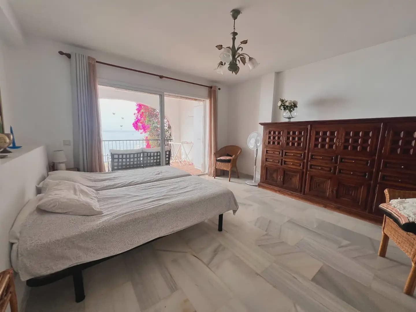 2 soveværelse Strandlejlighed til leje i Mijas med swimmingpool garage - € 1.500 (Ref: 10158259)