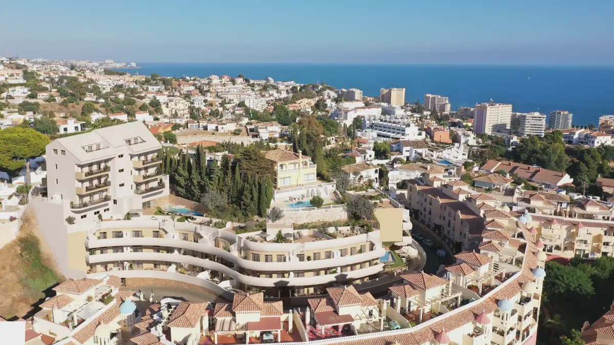 2 sypialnia Apartament na sprzedaż w Fuengirola z basenem garażem - 380 000 € (Ref: 10158264)