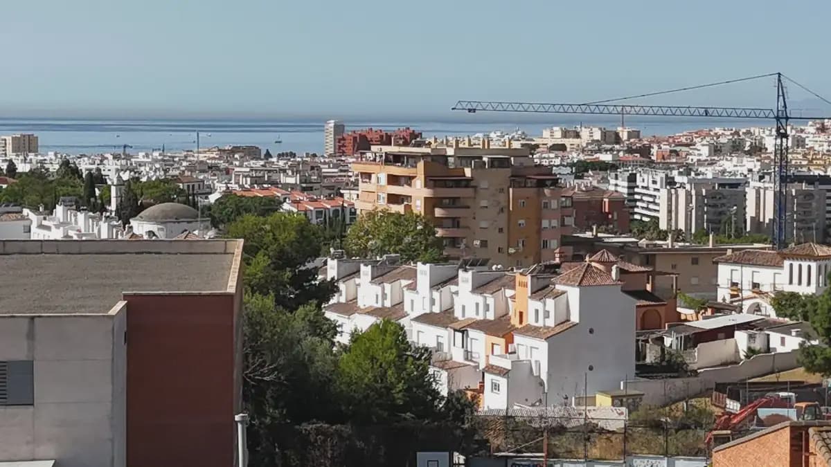 2 soveværelse Lejlighed til salg i Estepona med swimmingpool garage - € 375.000 (Ref: 10158275)
