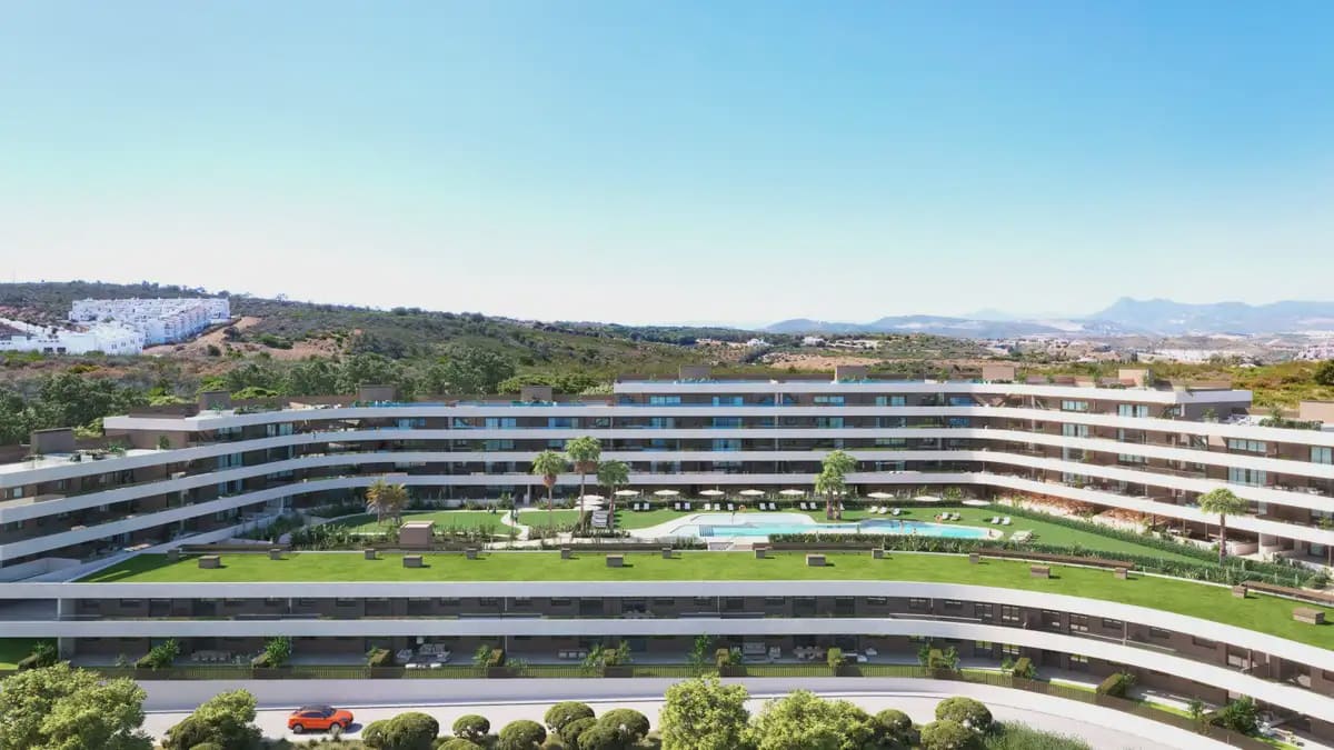 Apartamento de 2 habitaciones en Manilva en venta con piscina garaje - 453.568 € (Ref: 10158286)
