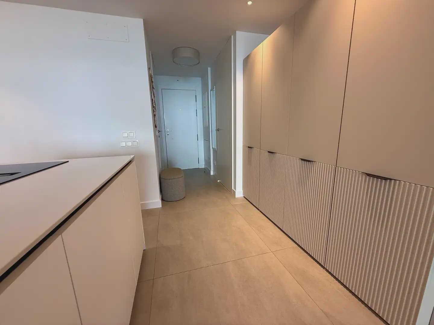 2 soveværelse Strandlejlighed til salg i Fuengirola med swimmingpool garage - € 994.000 (Ref: 10158292)