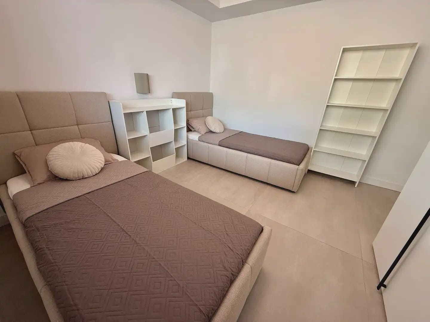 2 soveværelse Strandlejlighed til salg i Fuengirola med swimmingpool garage - € 994.000 (Ref: 10158292)