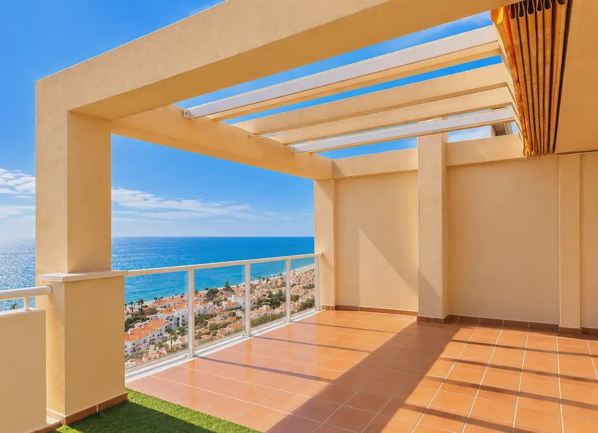 Ático de 4 habitaciones en Rincón de la Victoria en venta con piscina garaje - 1.050.000 € (Ref: 10167499)