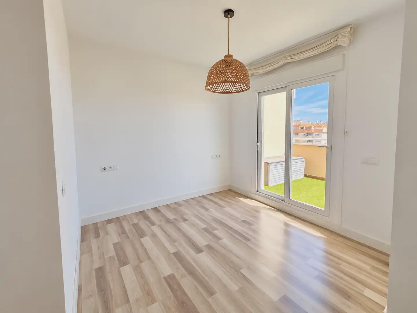 Ático de 4 habitaciones en Rincón de la Victoria en venta con piscina garaje - 1.050.000 € (Ref: 10167499)