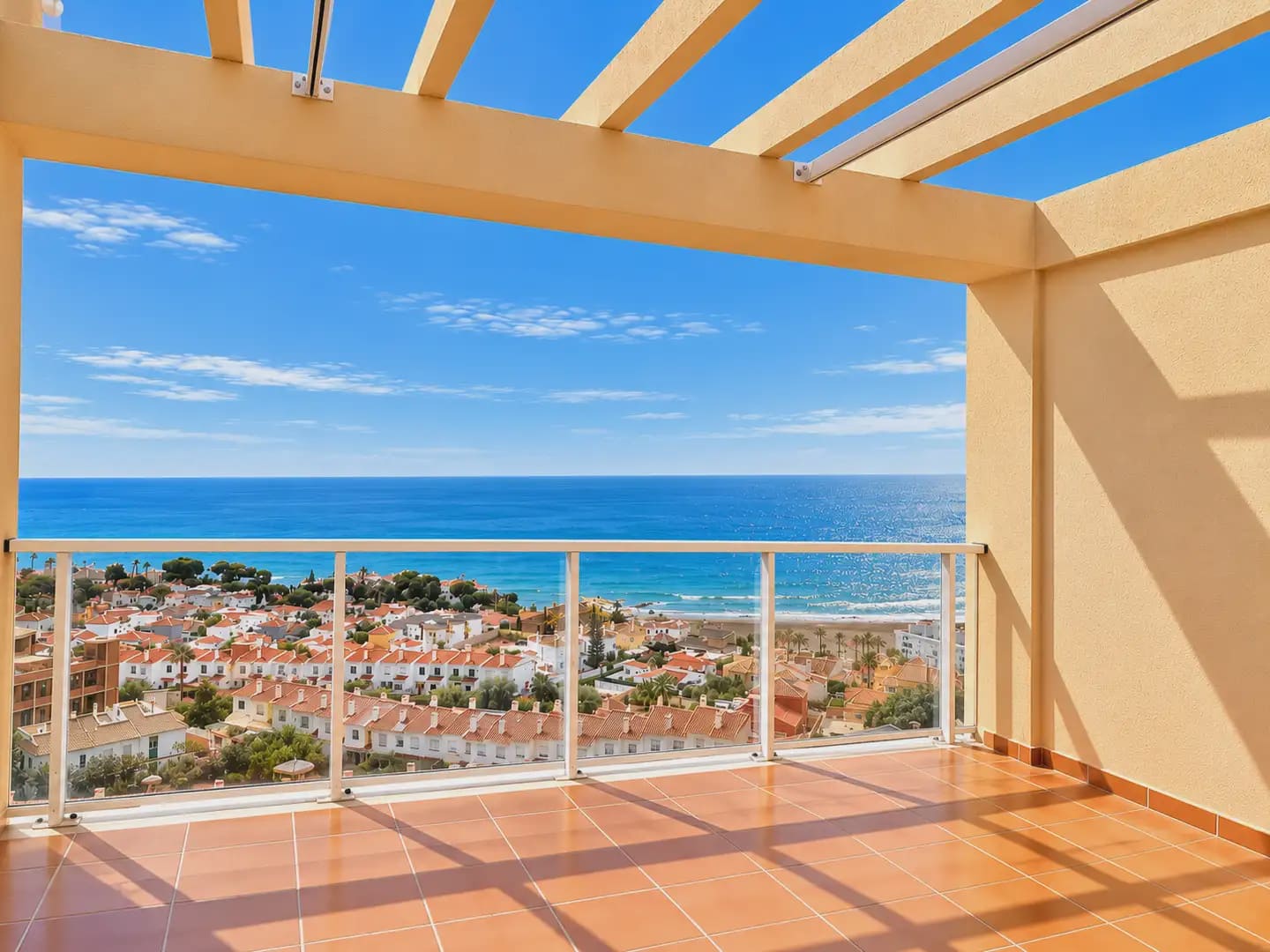 Ático de 4 habitaciones en Rincón de la Victoria en venta con piscina garaje - 1.050.000 € (Ref: 10167499)