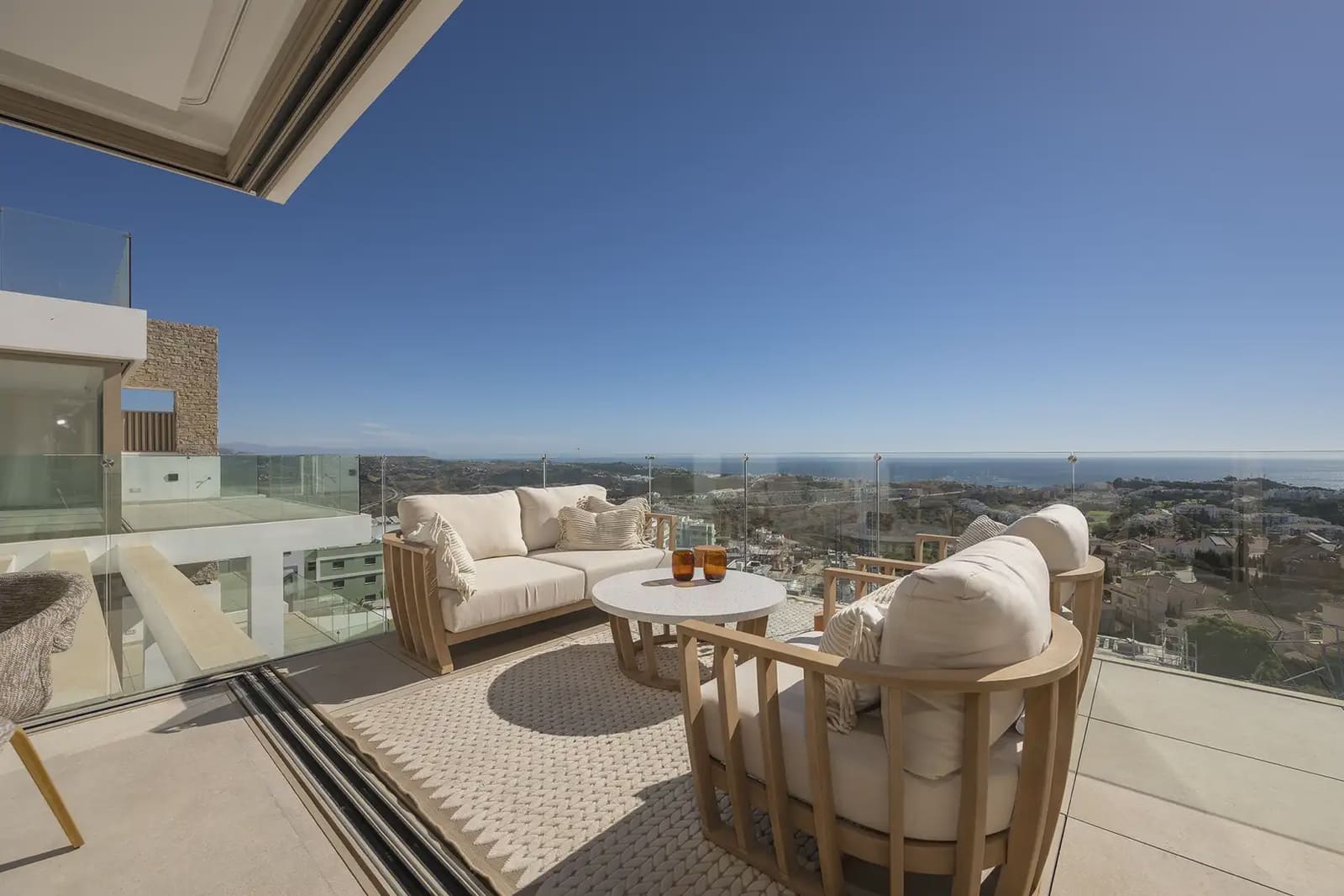2 bedroom Penthouse for sale in Mijas with pool garage - € 915,000 (Ref: 10181041)