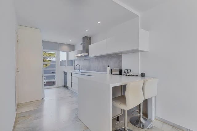 5 slaapkamer Flat te koop in Calahonda, Mijas met zwembad garage - € 528.000 (Ref: 10183594)