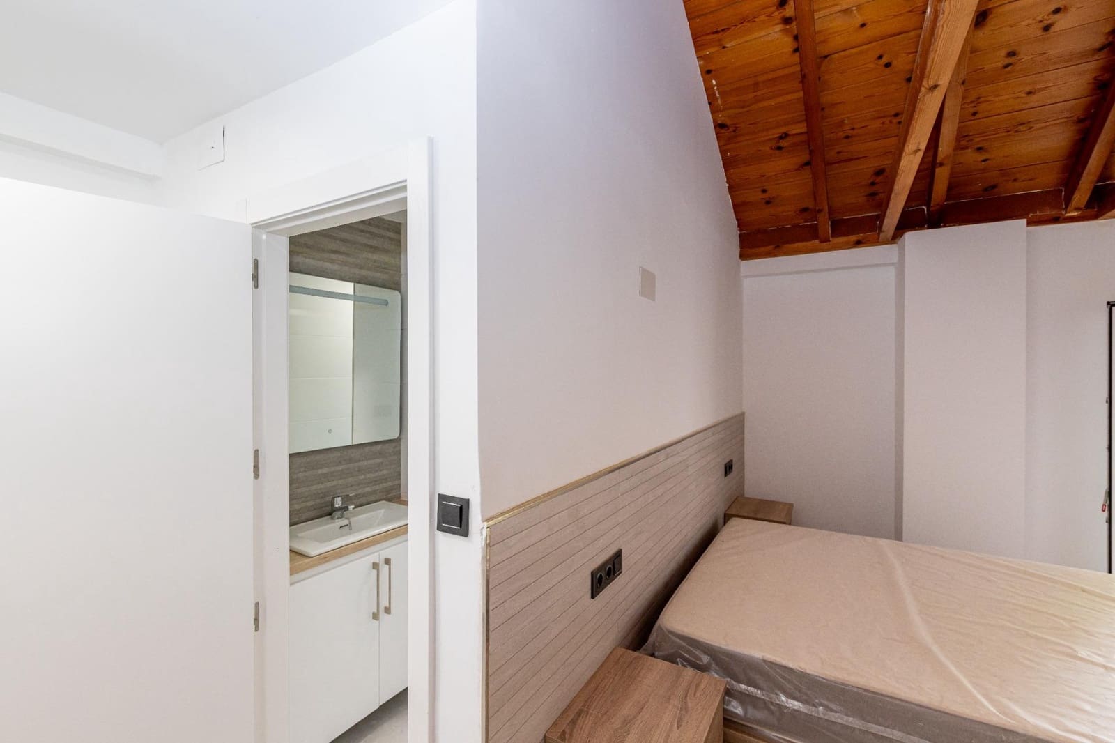 2 slaapkamer Halfvrijstaande villa te koop in Monachil - € 209.000 (Ref: 10171966)