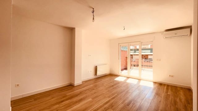4 chambre Penthouse à vendre à Pajaritos - Plaza de Toros, Grenade ville avec garage - 540 000 € (Ref: 10171969)