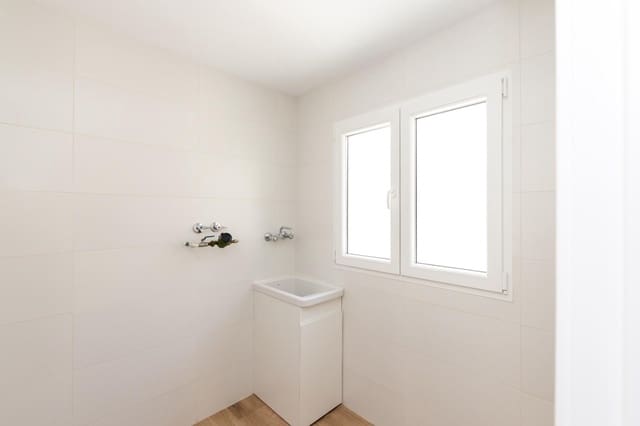 4 chambre Penthouse à vendre à Pajaritos - Plaza de Toros, Grenade ville avec garage - 540 000 € (Ref: 10171969)