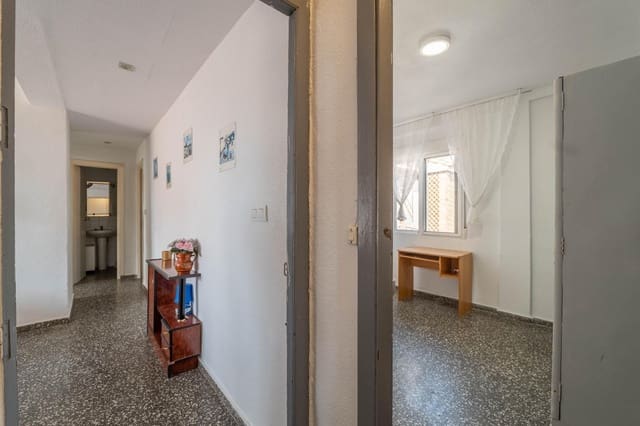 3 soveværelse Lejlighed til salg i Norte, Granada by - € 140.000 (Ref: 10171971)