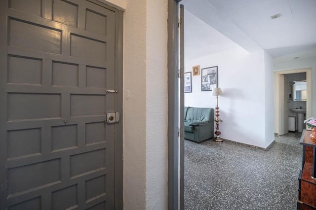 3 soveværelse Lejlighed til salg i Norte, Granada by - € 140.000 (Ref: 10171971)