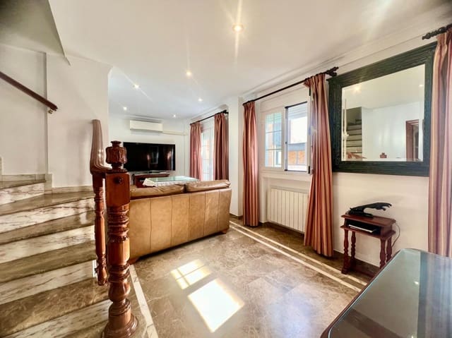 4 soverom Villa til salgs i Zaidin, Granada by med garasje - € 375 000 (Ref: 10171974)