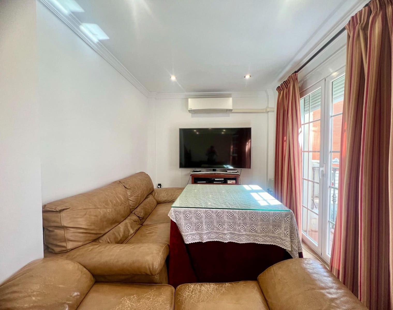 4 soverom Villa til salgs i Granada by med garasje - € 375 000 (Ref: 10171974)