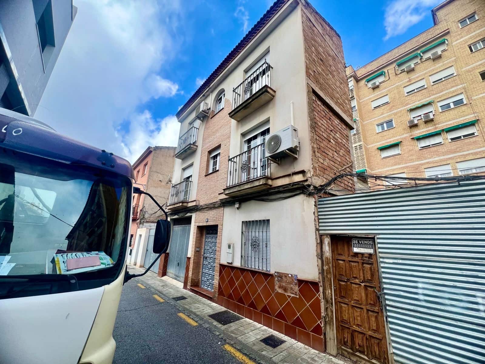 4 soverom Villa til salgs i Granada by med garasje - € 375 000 (Ref: 10171974)