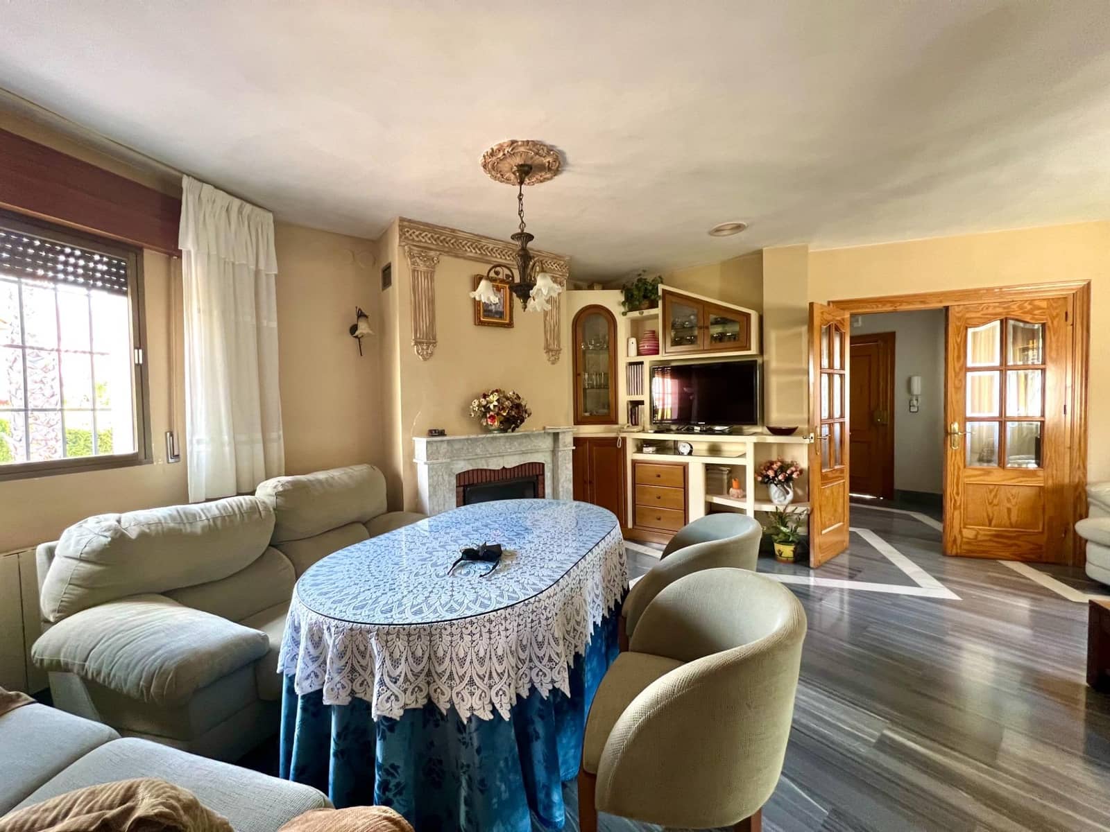 4 slaapkamer Villa te koop in Otura met zwembad garage - € 349.900 (Ref: 10171975)
