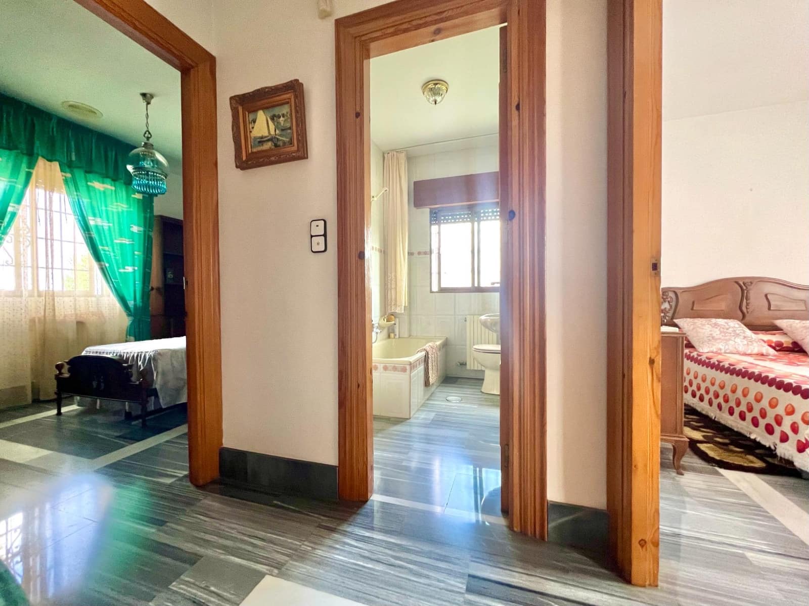 4 slaapkamer Villa te koop in Otura met zwembad garage - € 349.900 (Ref: 10171975)